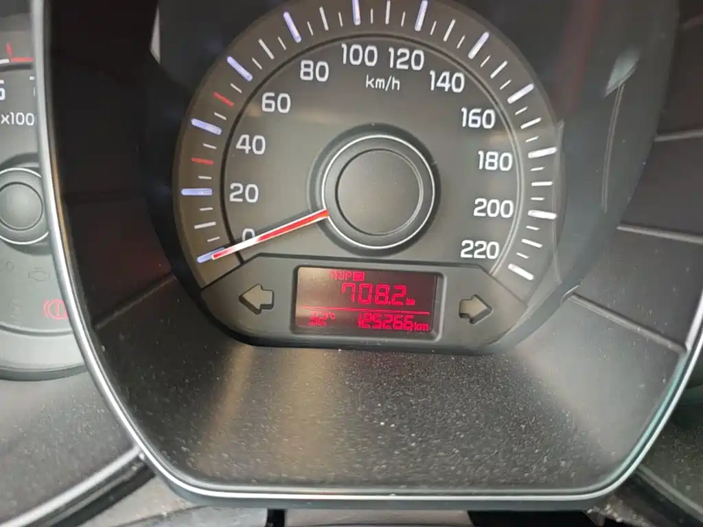 Kia K2 2015 — фото 12