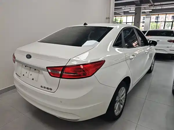 Ford Escort 2017