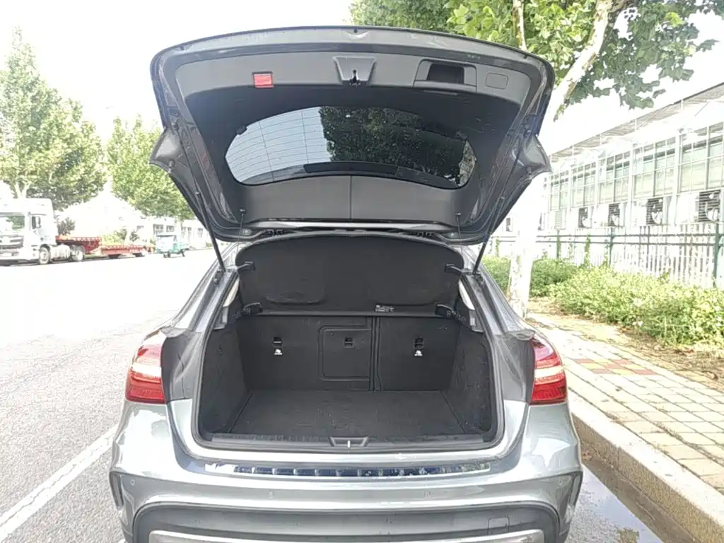 Mercedes-Benz GLA 2019 — фото 19