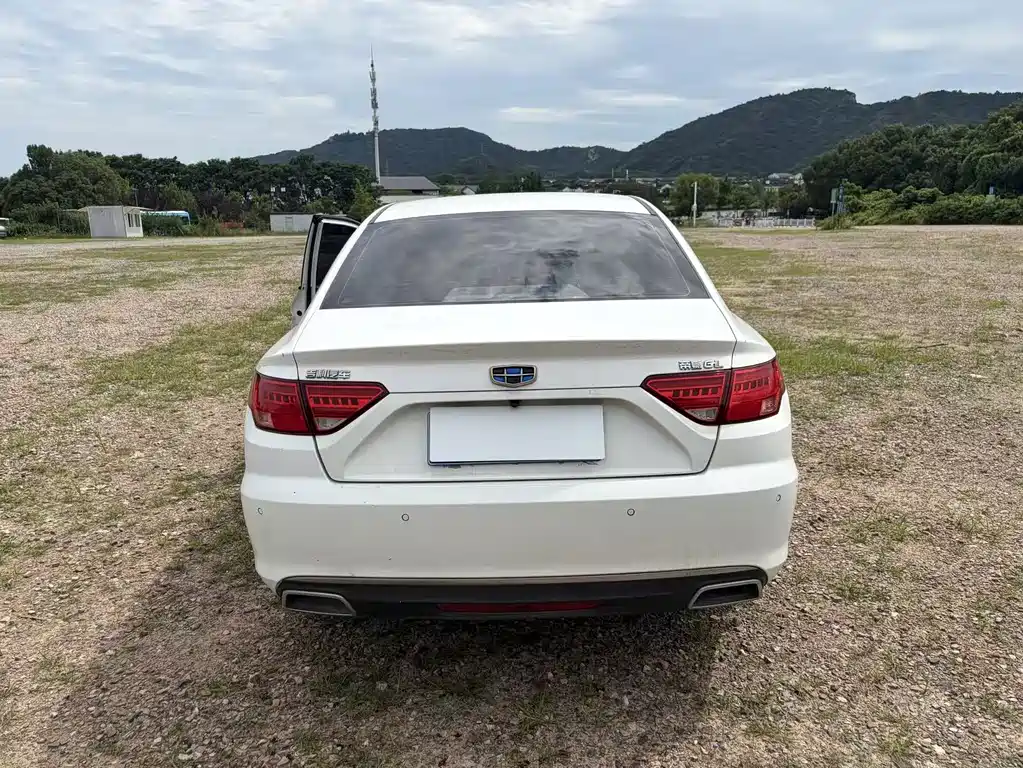Geely Emgrand GL 2017