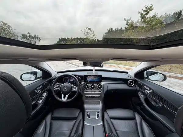 Mercedes-Benz C-Class 2019