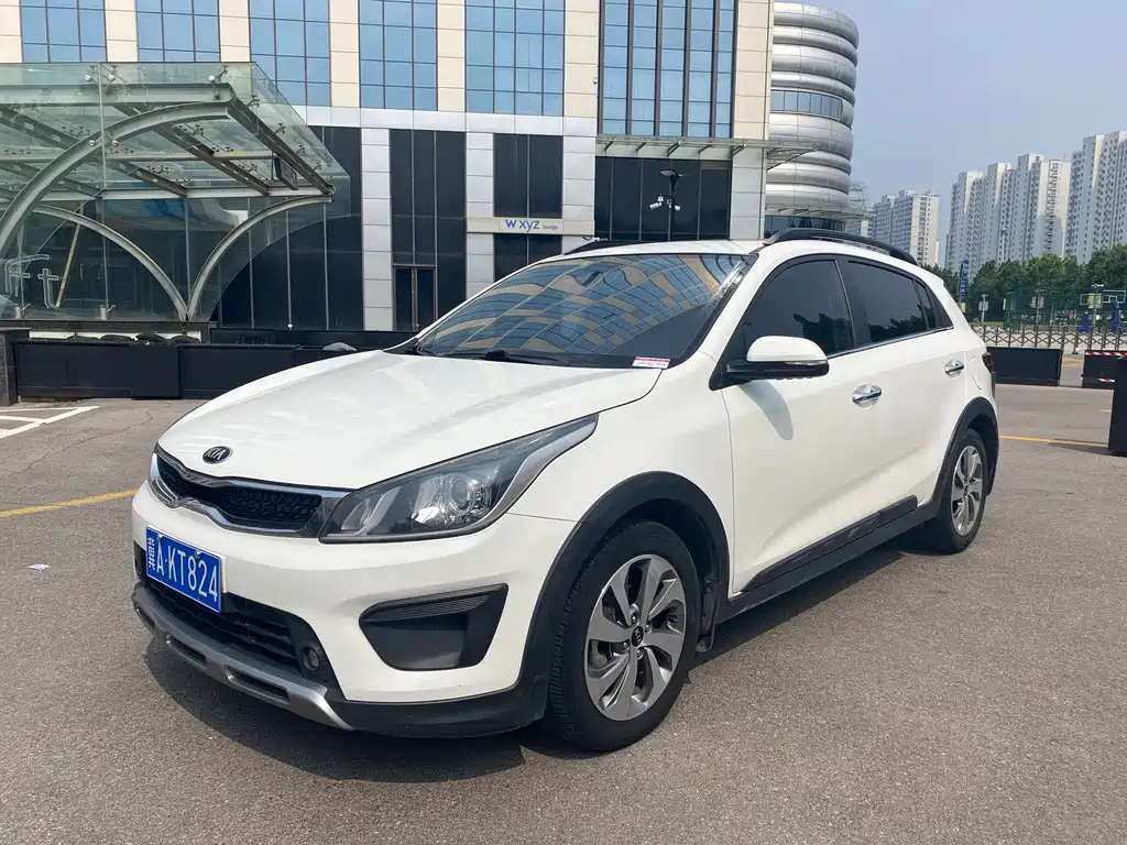 Kia KX Cross 2018 — фото 1