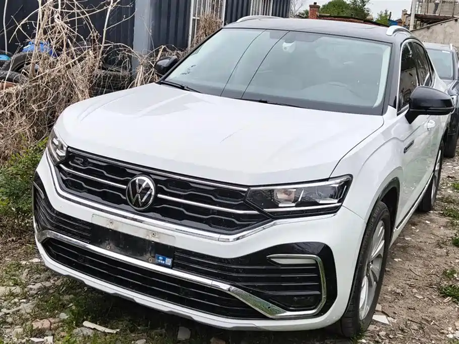 Volkswagen X 2022