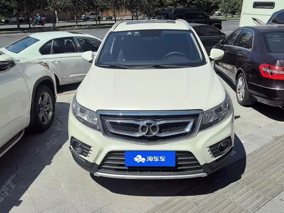 BAIC Shenbao X55 2017 — фото 2