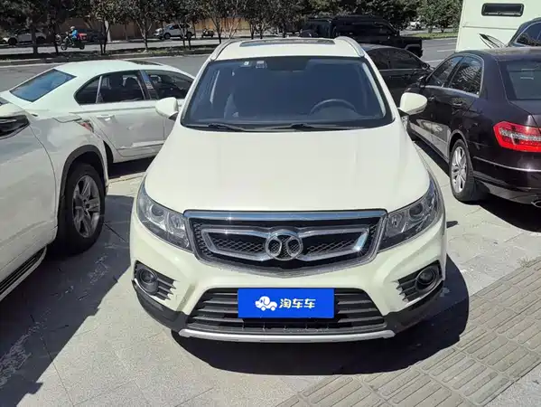 BAIC Shenbao X55 2017