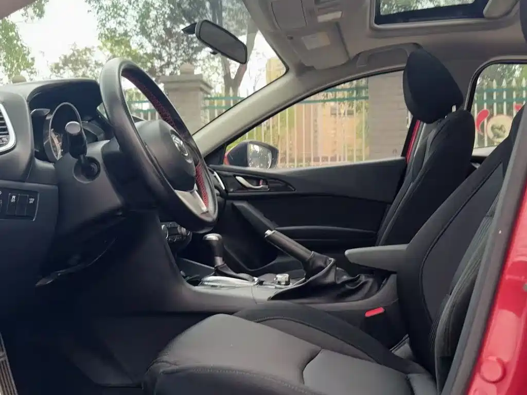 Mazda 3 Angkesela 2019