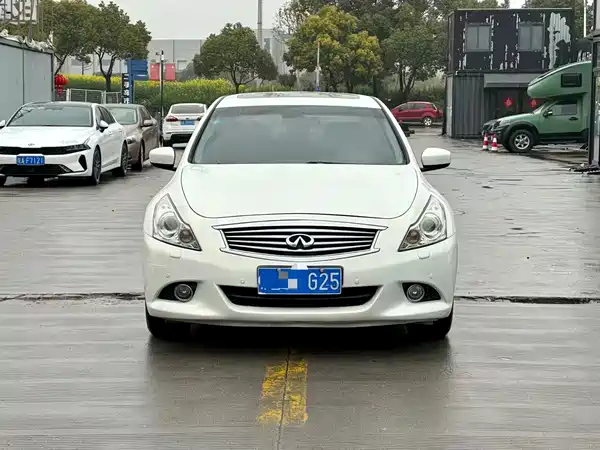 Infiniti G Series 2011