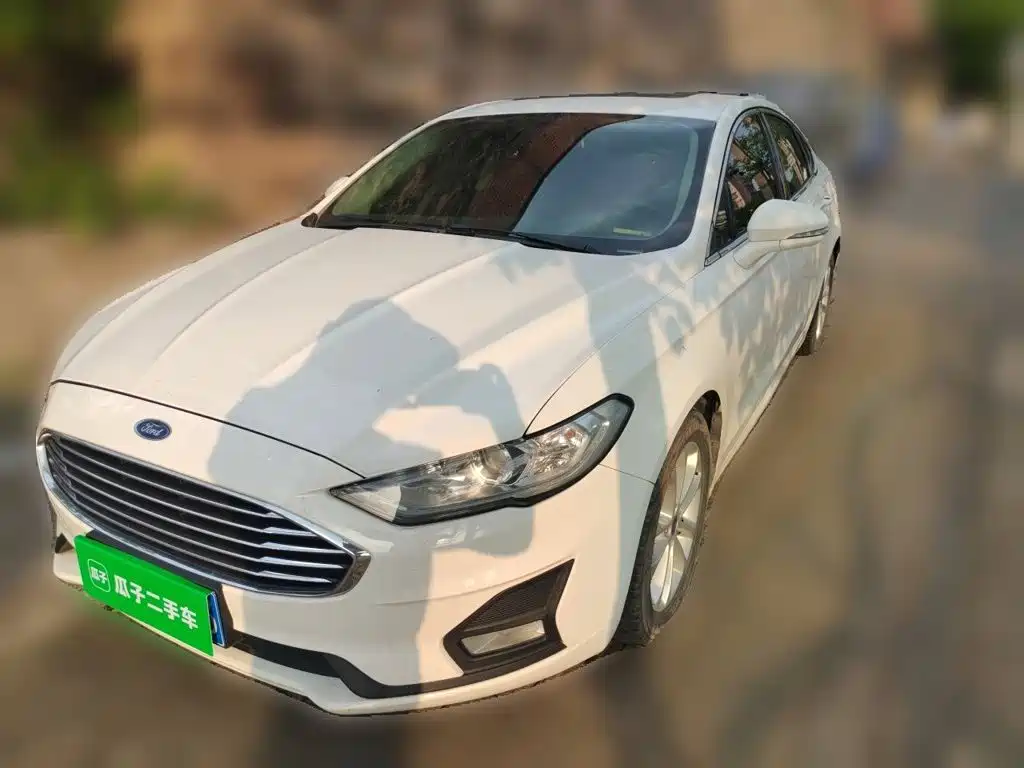 Ford Mondeo 2021 — фото 1