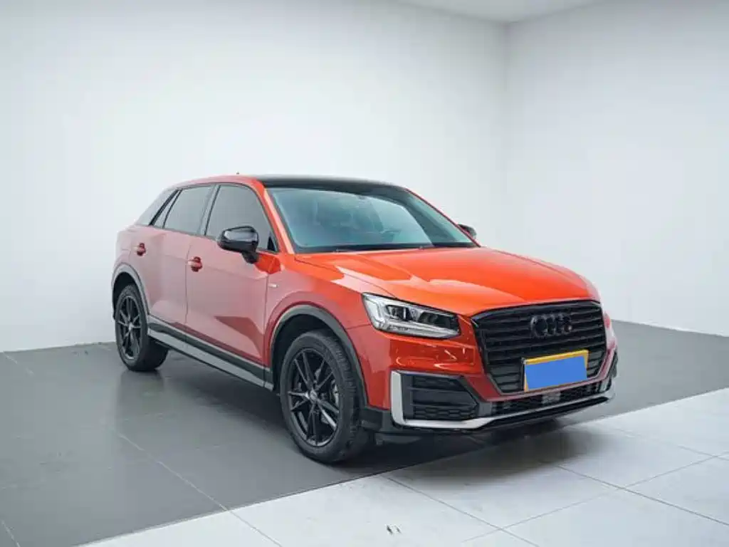Audi Q2L 2019 — фото 3