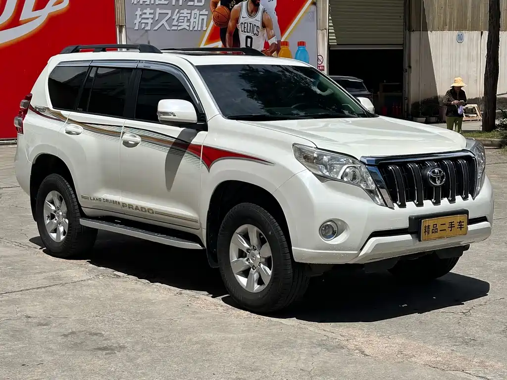 Toyota Prado 2016 — фото 2