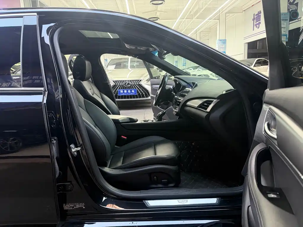 Cadillac CT5 2021 — фото 16