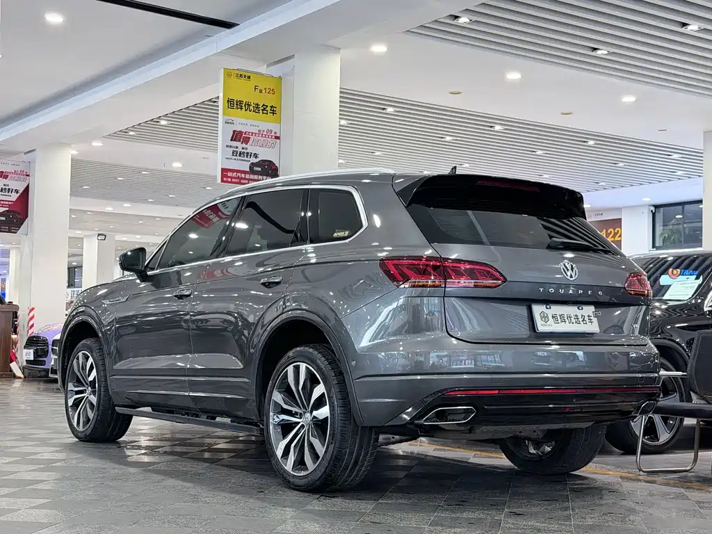 Volkswagen Touareg 2019 — фото 4