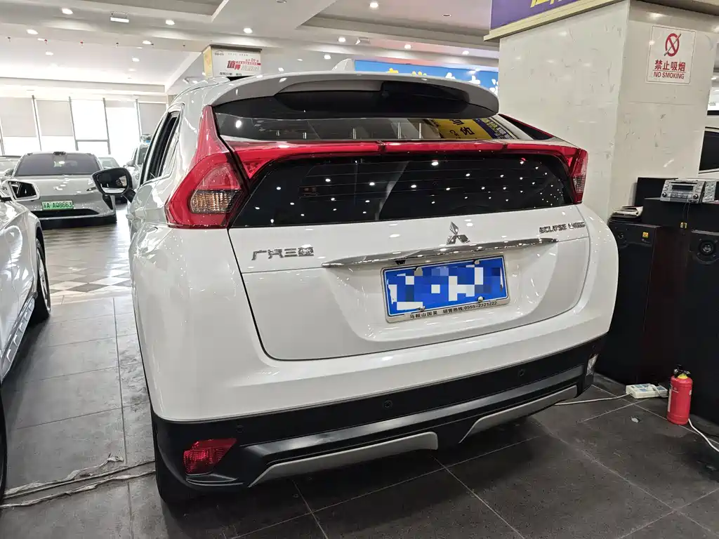 Mitsubishi Eclipse Cross 2019 — фото 9