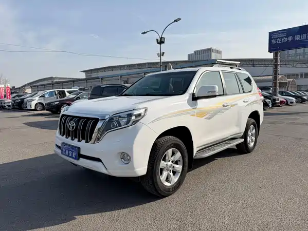 Toyota Prado 2016