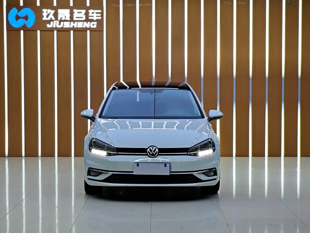 Volkswagen Golf 2020