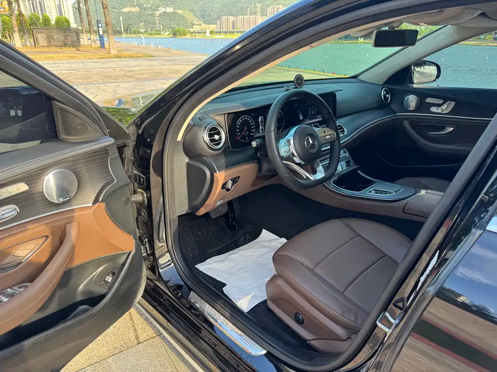 Mercedes-Benz E-Class 2019