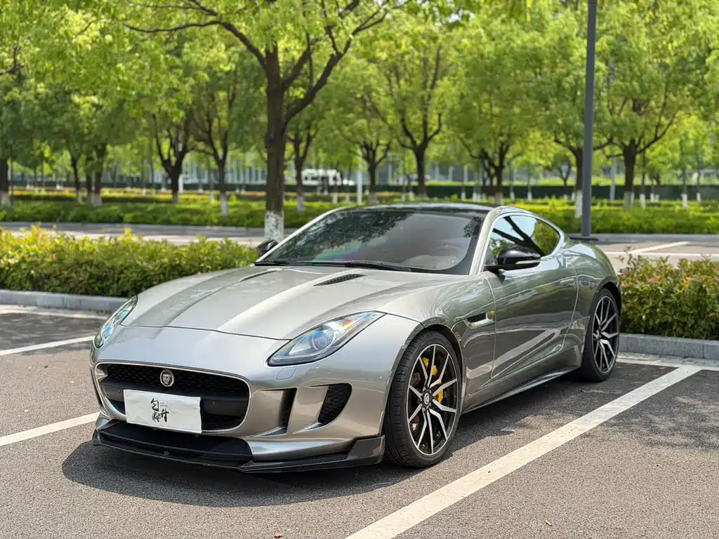 Jaguar F-TYPE 2018