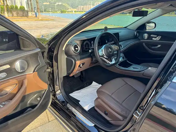 Mercedes-Benz E-Class 2019