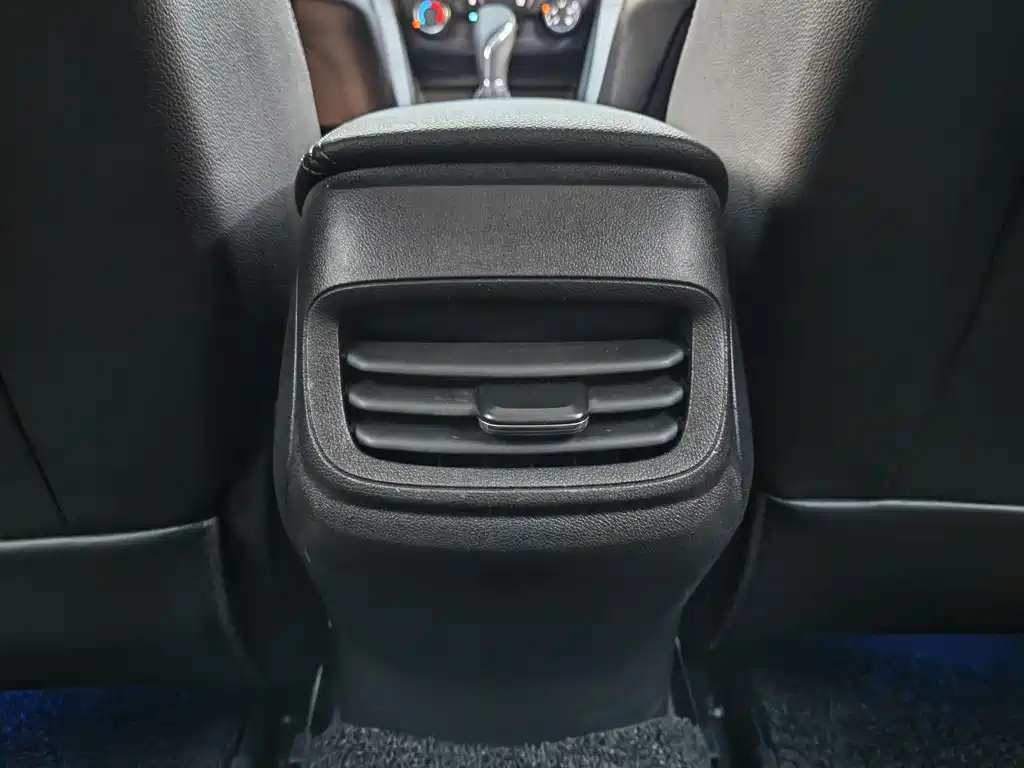Buick Excelle 2021 — фото 13
