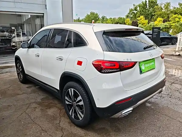 Mercedes-Benz GLA 2022
