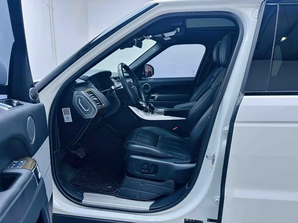 Land Rover Sport PHEV 2019 — фото 15