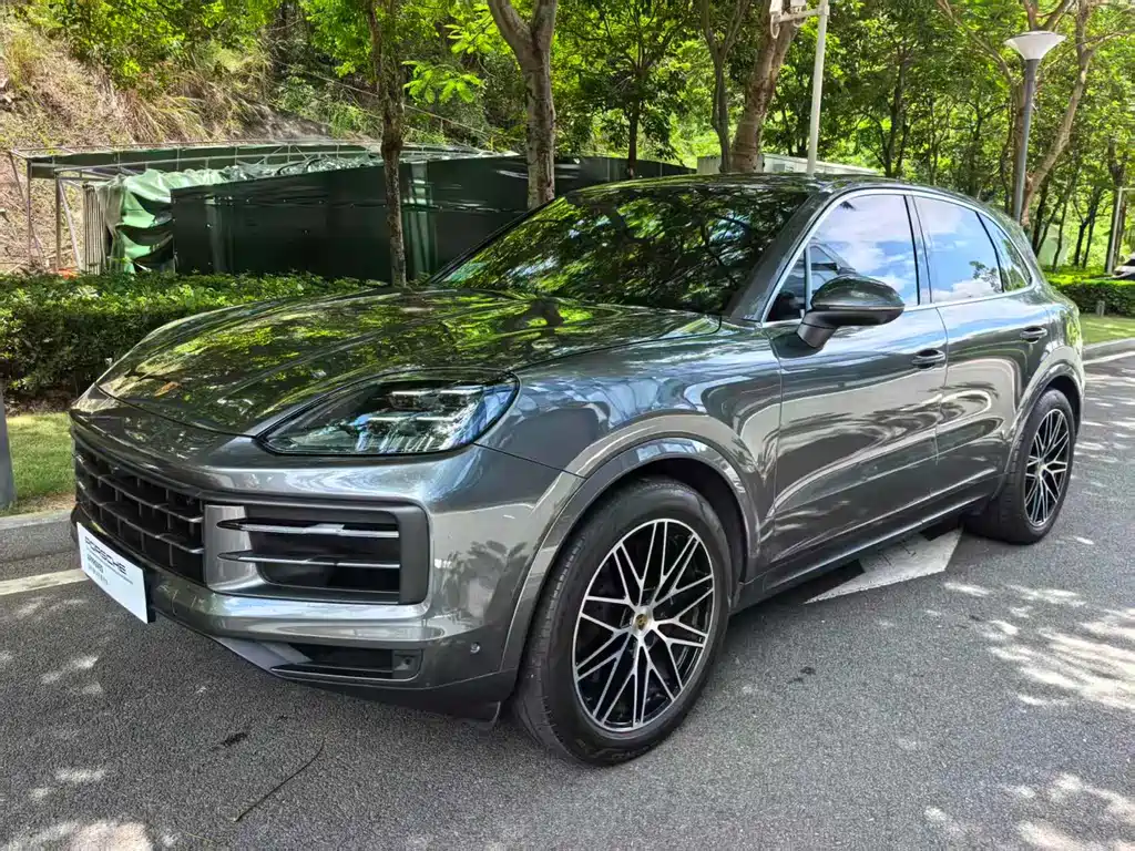 Porsche Cayenne 2024