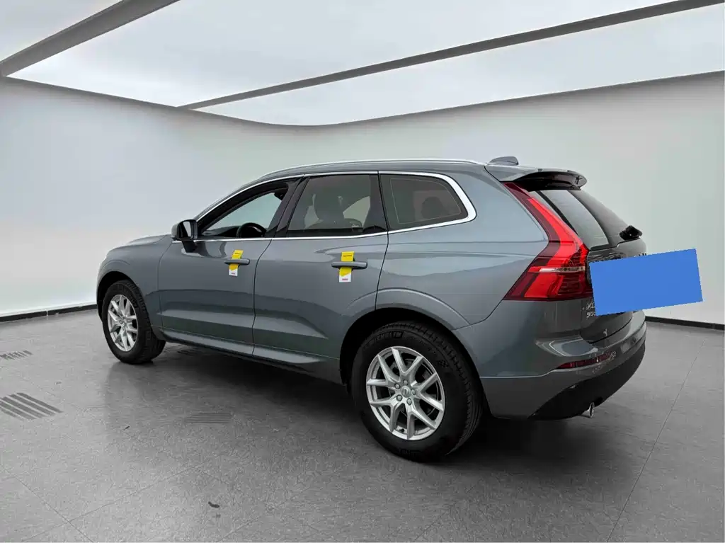 Volvo XC60 2018 — фото 6