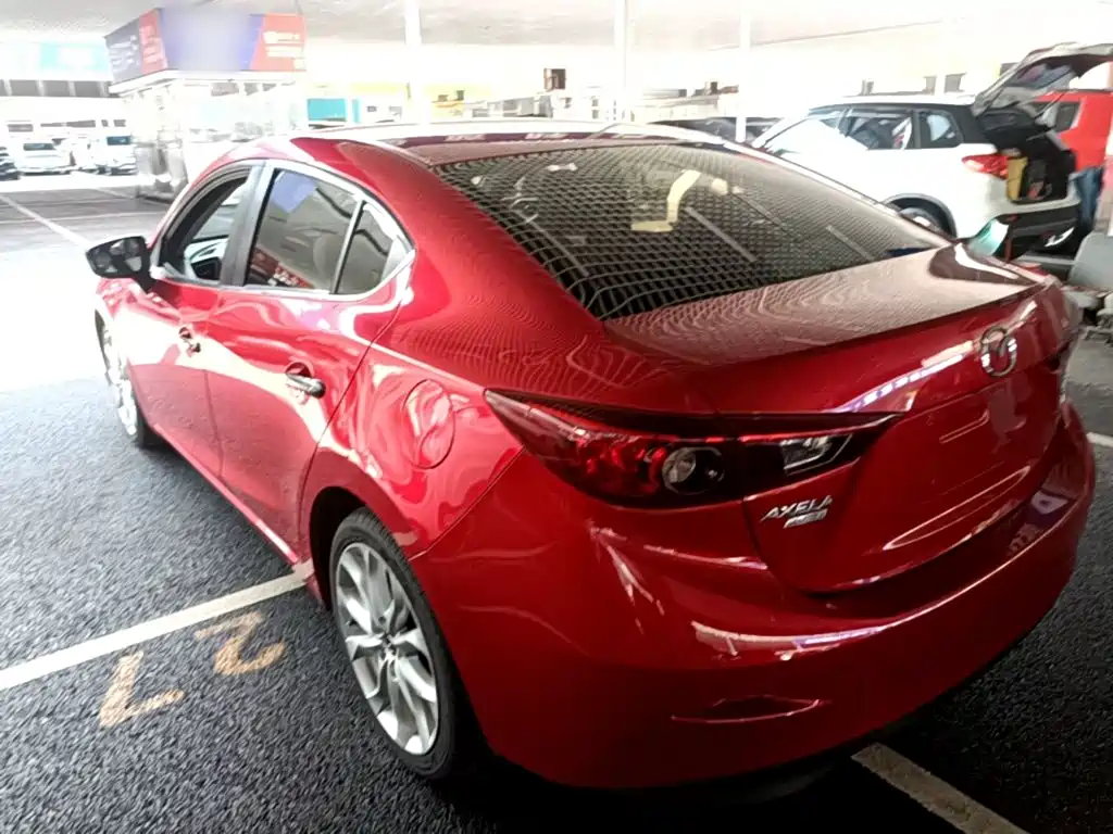 Mazda 3 Axela 2014