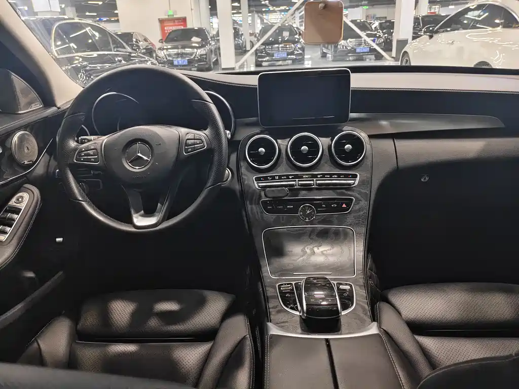 Mercedes-Benz C-Class 2018 — фото 13