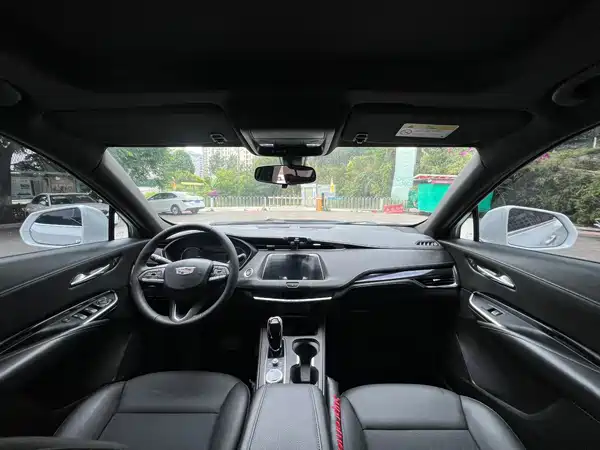 Cadillac XT4 2021