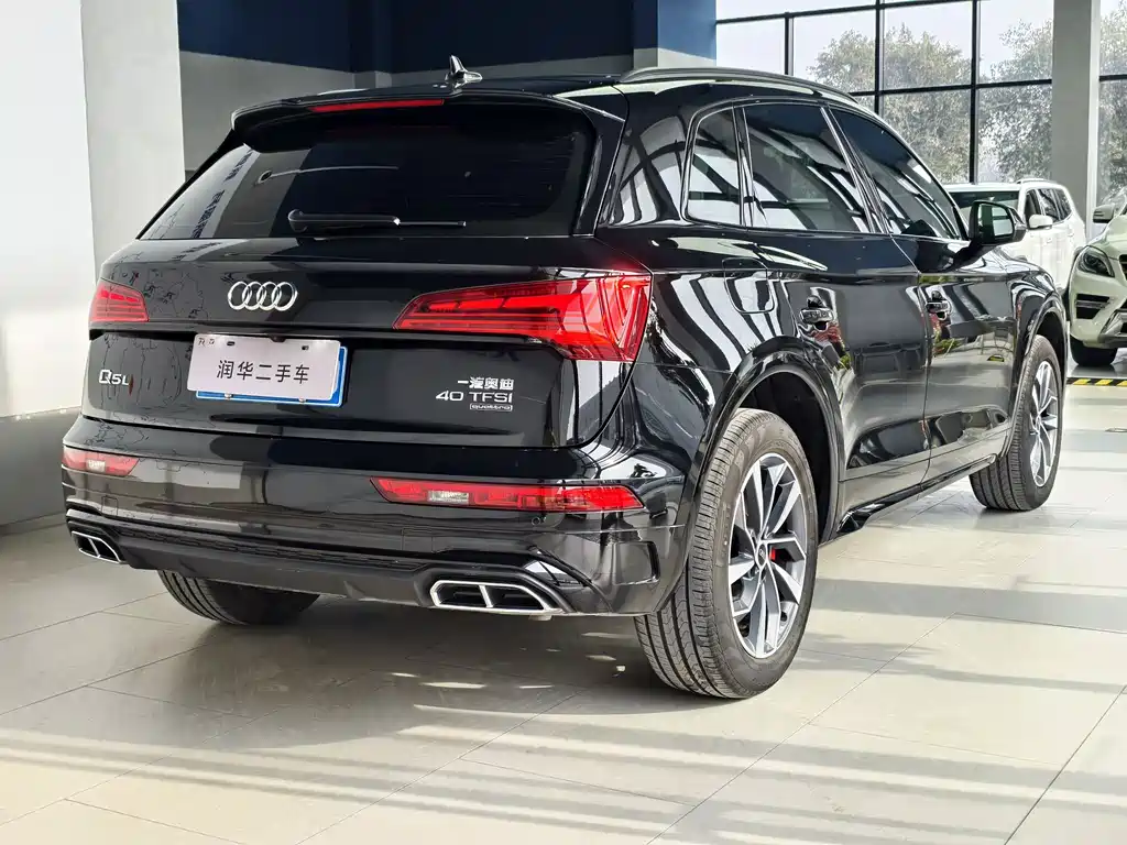 Audi Q5L 2025 — фото 5