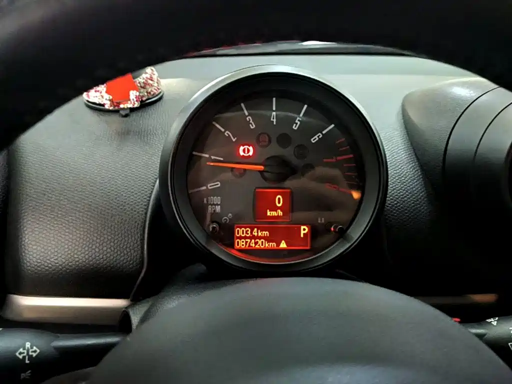 MINI Countryman 2015 — фото 12