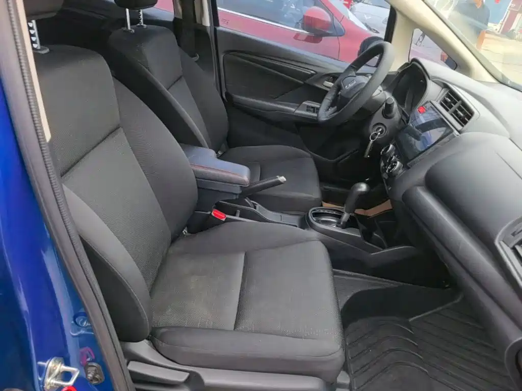 Honda Fit 2015 — фото 25