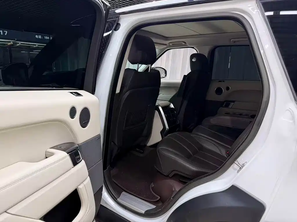 Land Rover Sport 2015