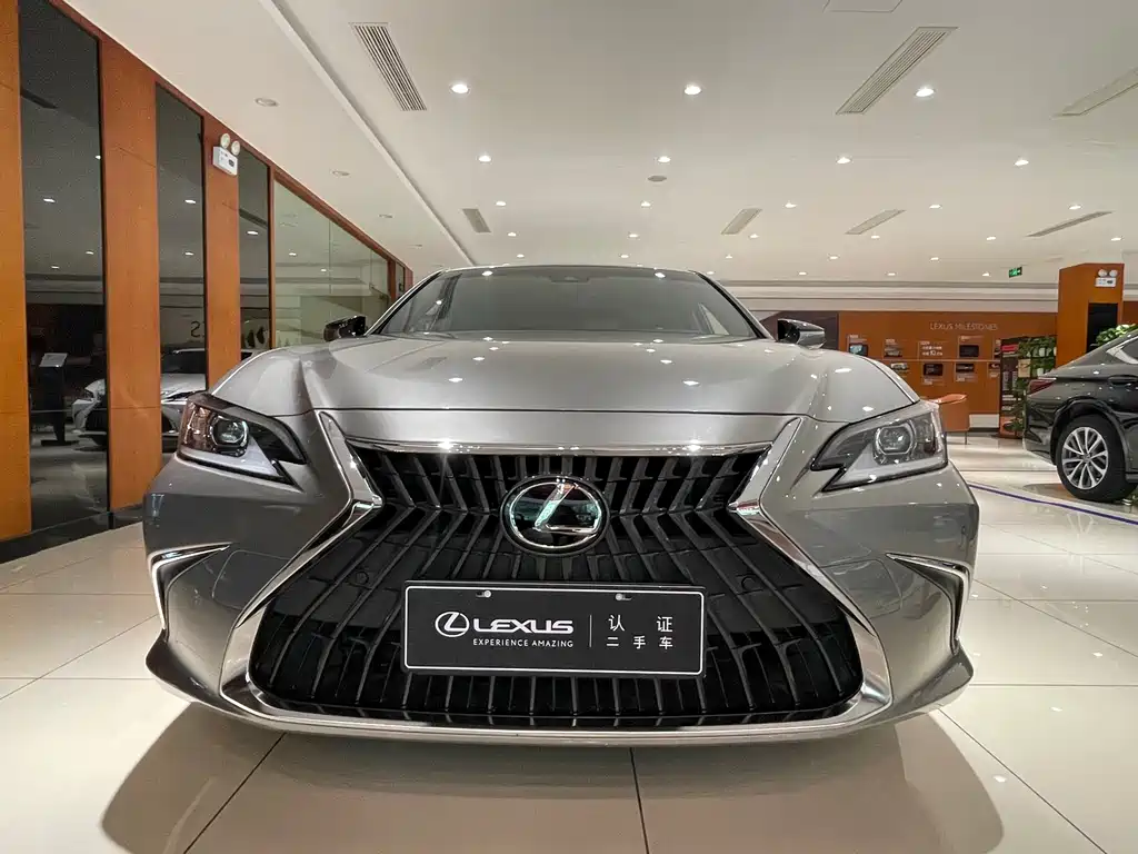 Lexus ES 2022 — фото 2