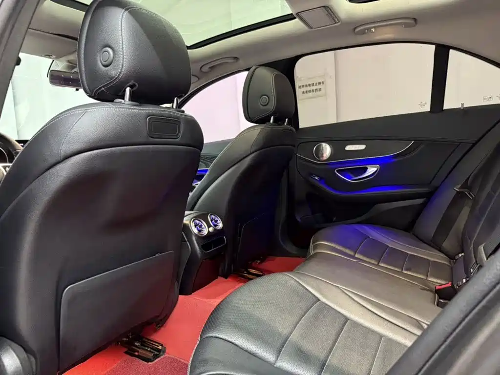 Mercedes-Benz C-Class 2019