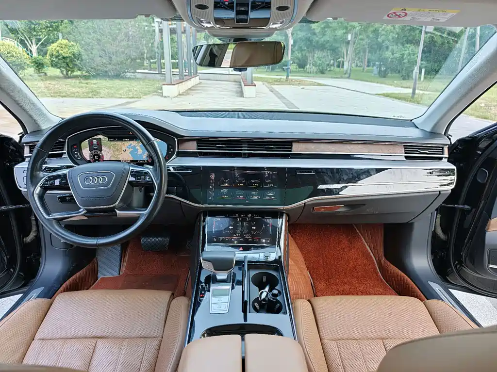 Audi A8 2019 — фото 14