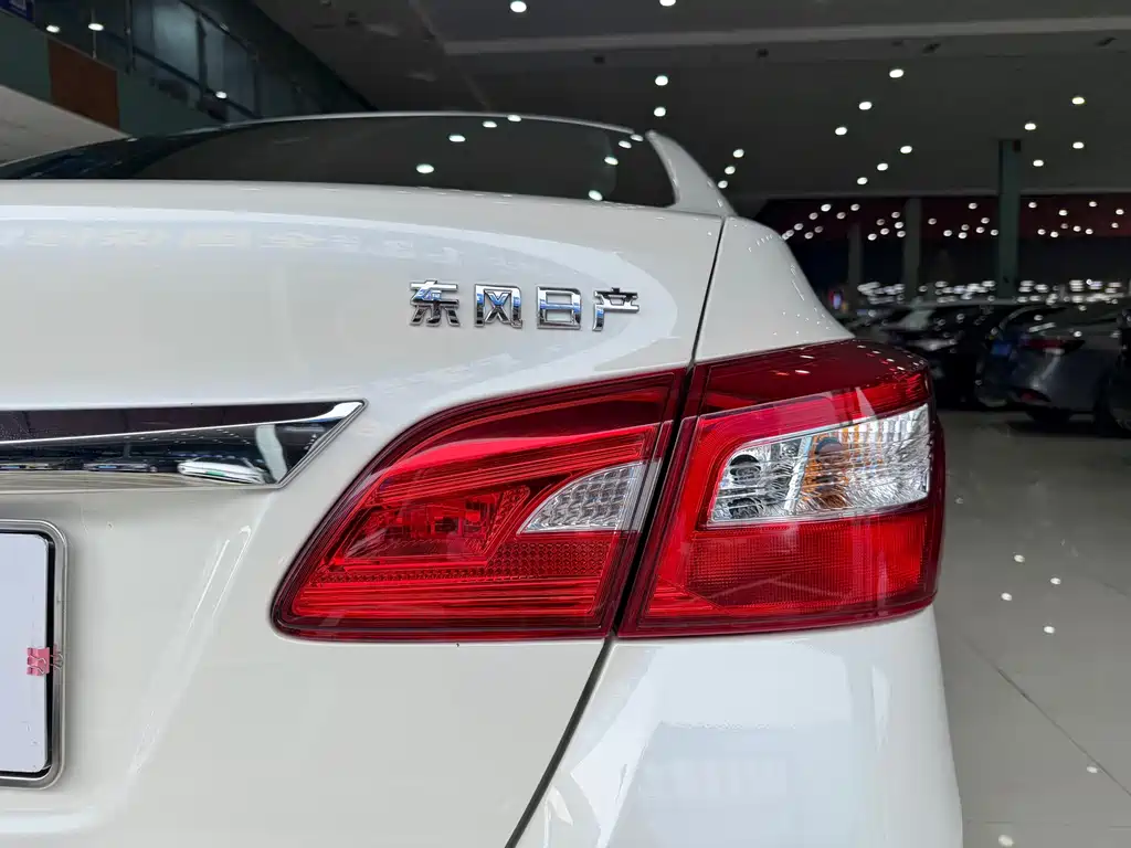Nissan Sylphy 2021 — фото 12