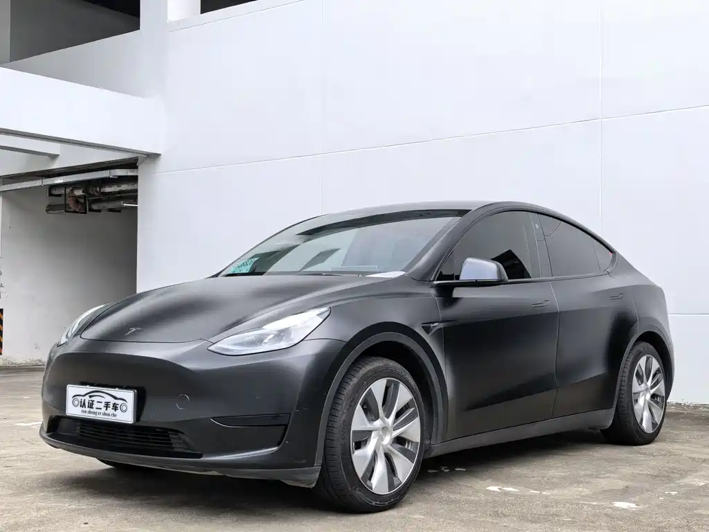 Tesla Model Y 2023 — фото 1
