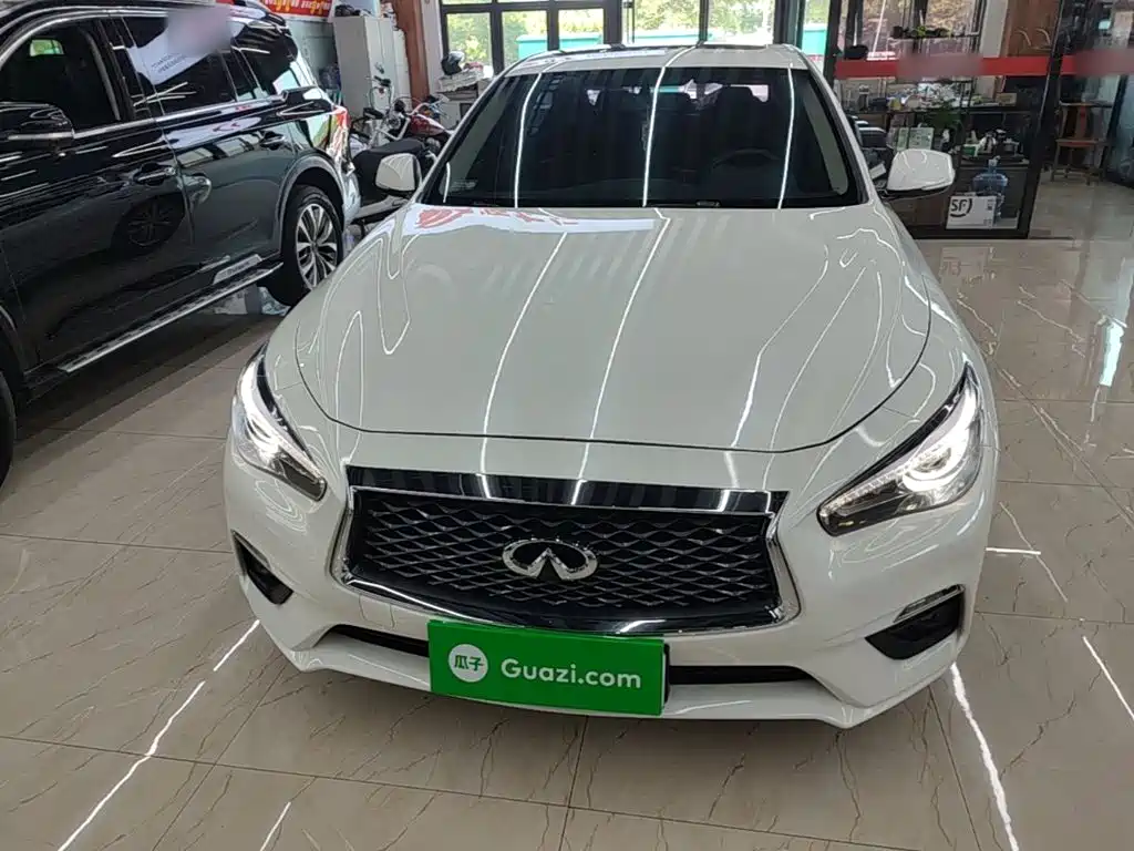 Infiniti Q50L 2018 — фото 3