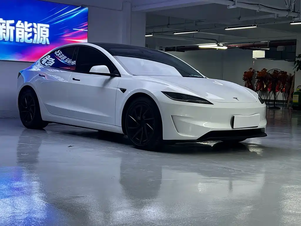 Tesla Model 3 2024 — фото 3