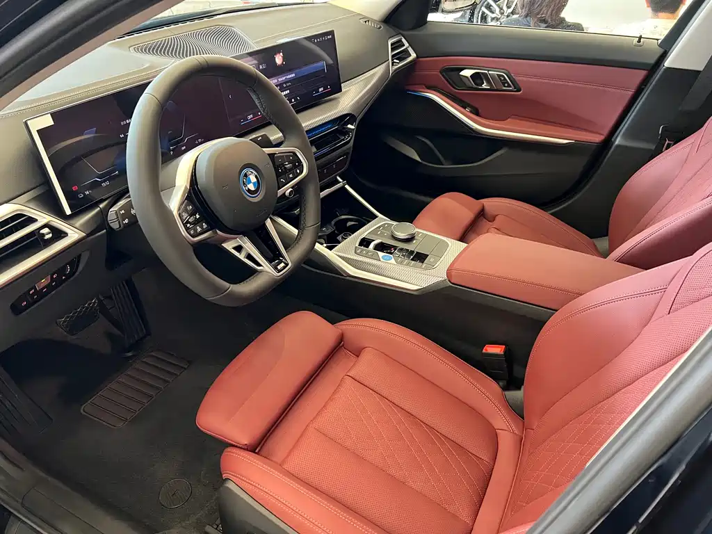 BMW i3 2025 — фото 8