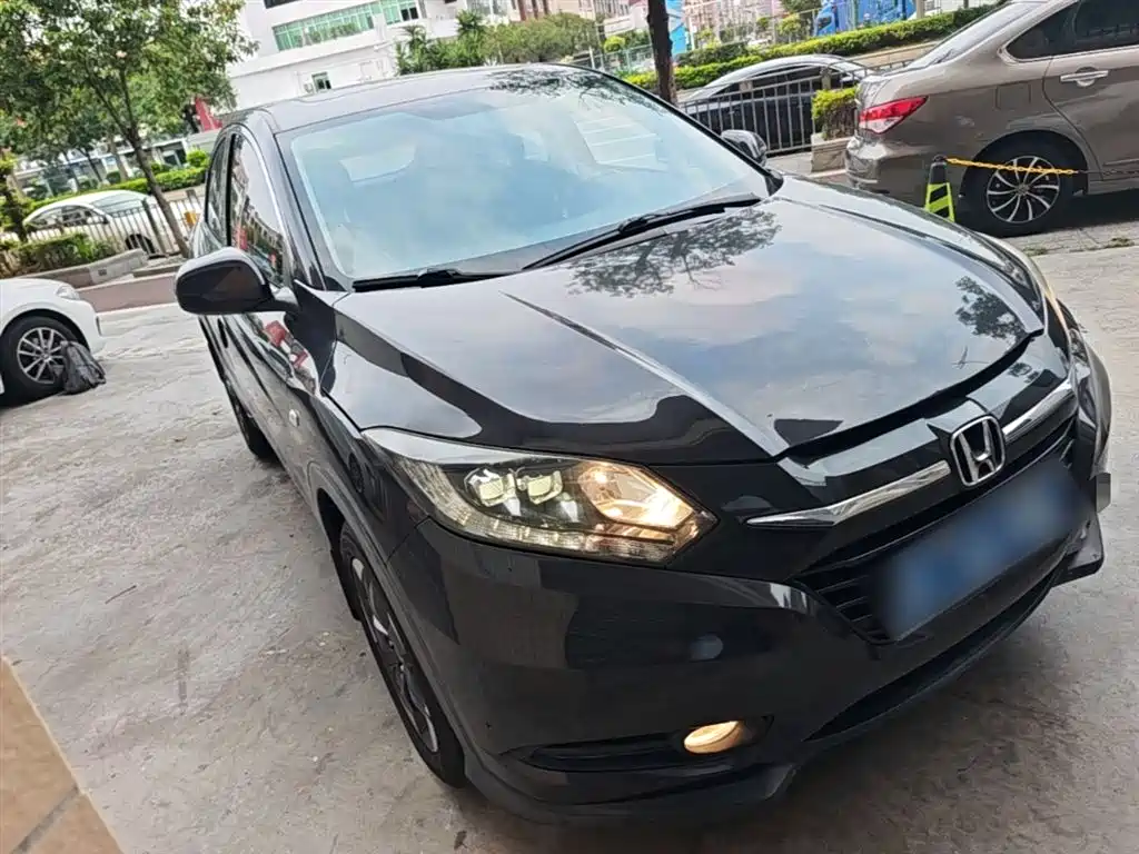 Honda Vezel 2018 — фото 4
