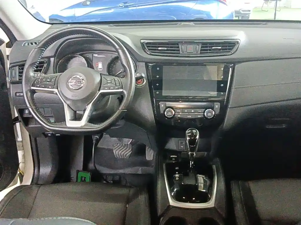 Nissan X-Trail 2021 — фото 10