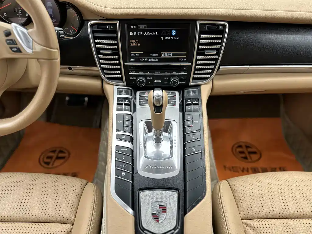 Porsche Panamera 2014 — фото 15