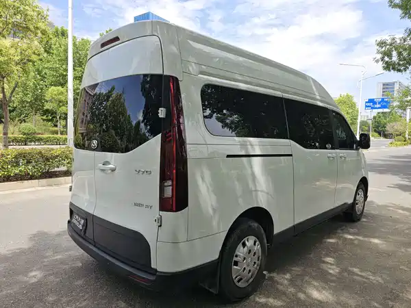 Maxus V70 2023