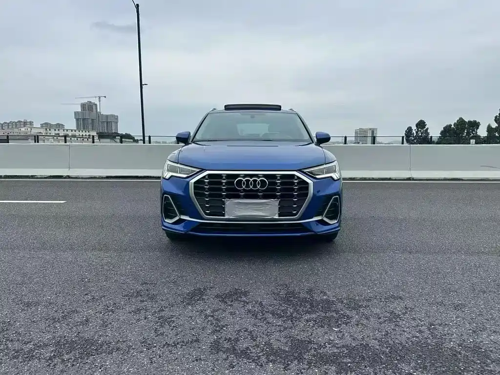 Audi Q3 2021