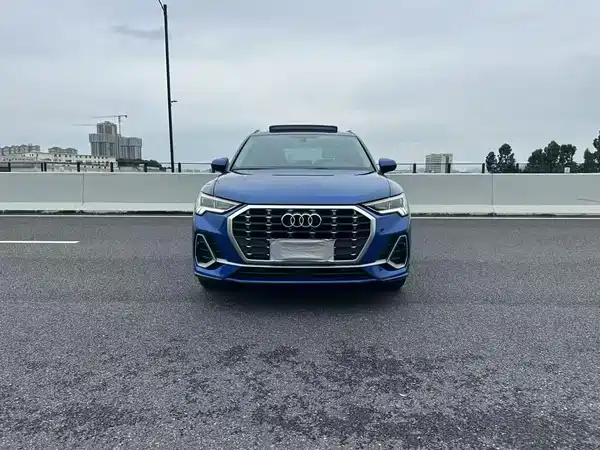 Audi Q3 2021