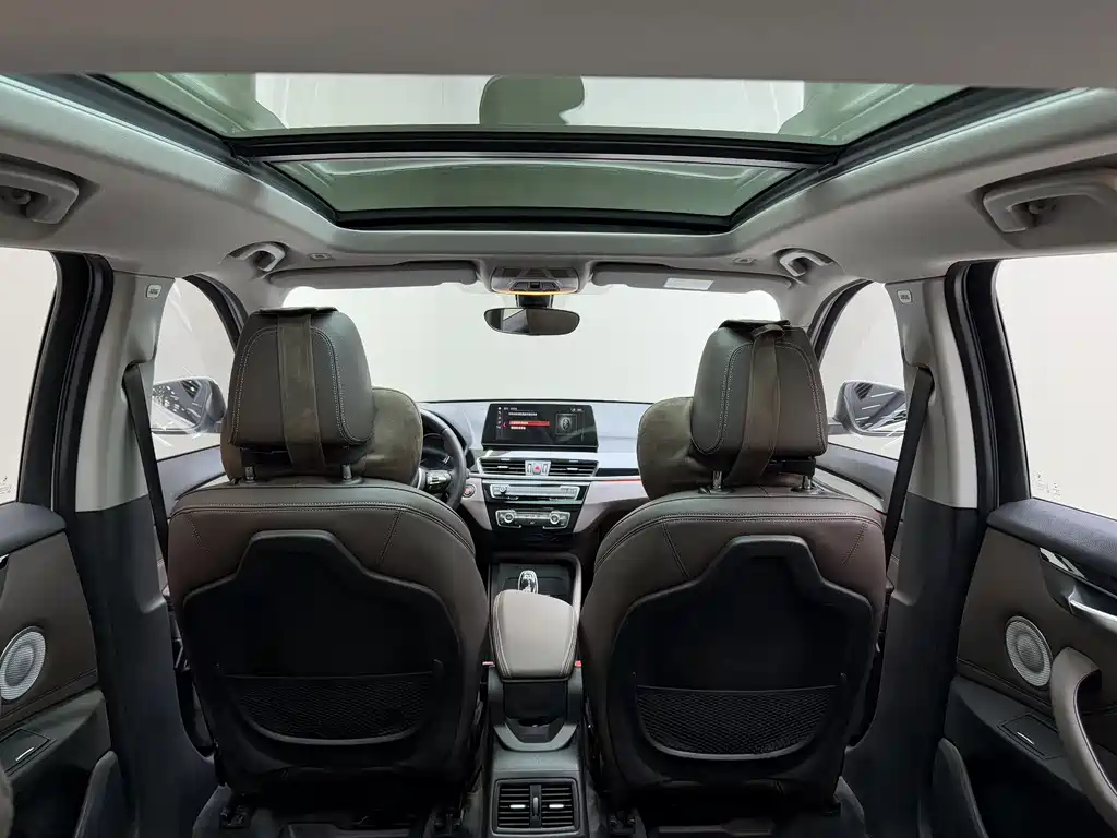 BMW X1 2022 — фото 18