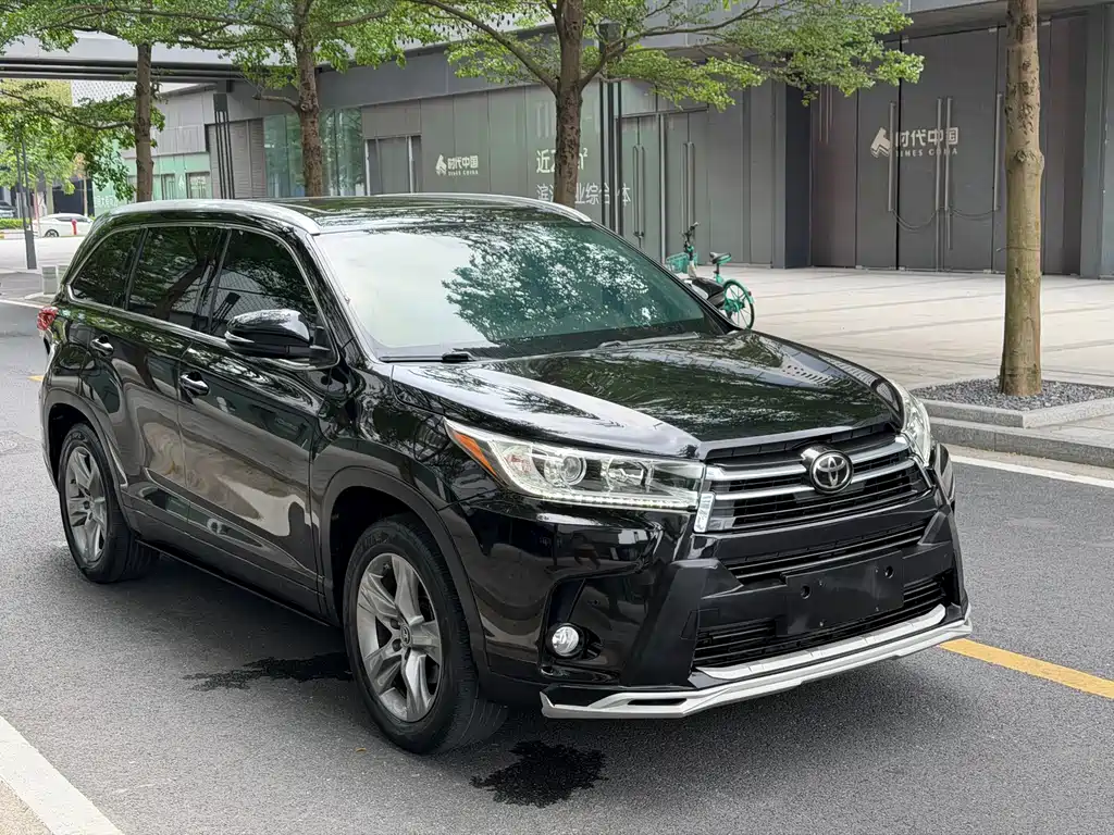 Toyota Highlander 2019 — фото 3
